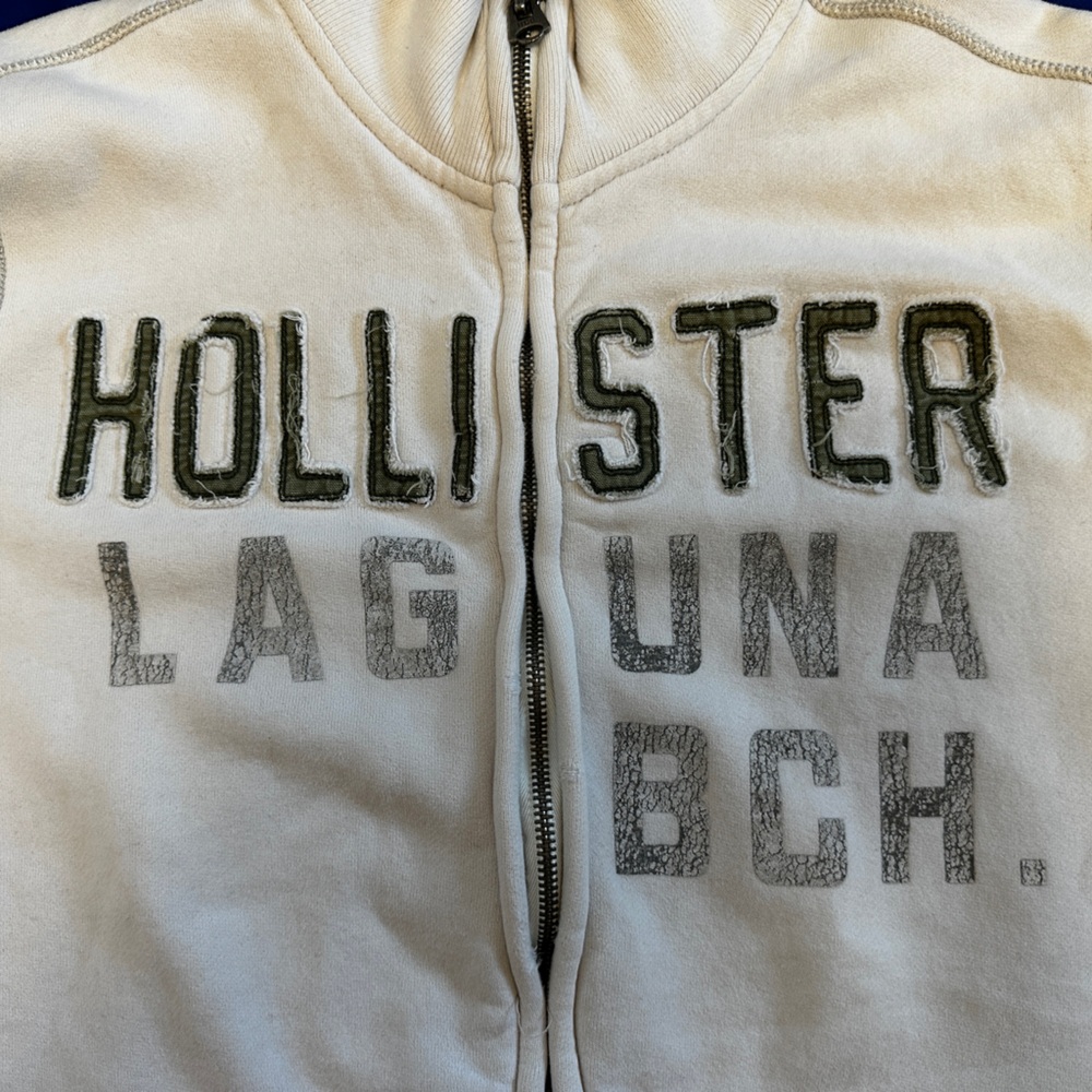 Hollister Cream Fleece-Lined Hoodie - Picture 2 of 3